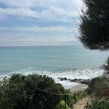 Oltremare Apartment *